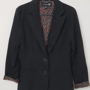 Forever 21 Black Woman's Blazer